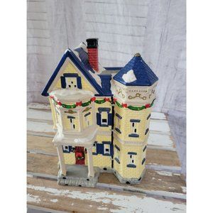 Santa's workshop‎ Keswick Hall 1999 as is house village Xmas decor